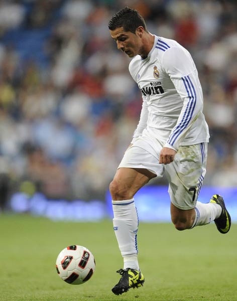 中超：北京国安主场2-1击败梅州客家